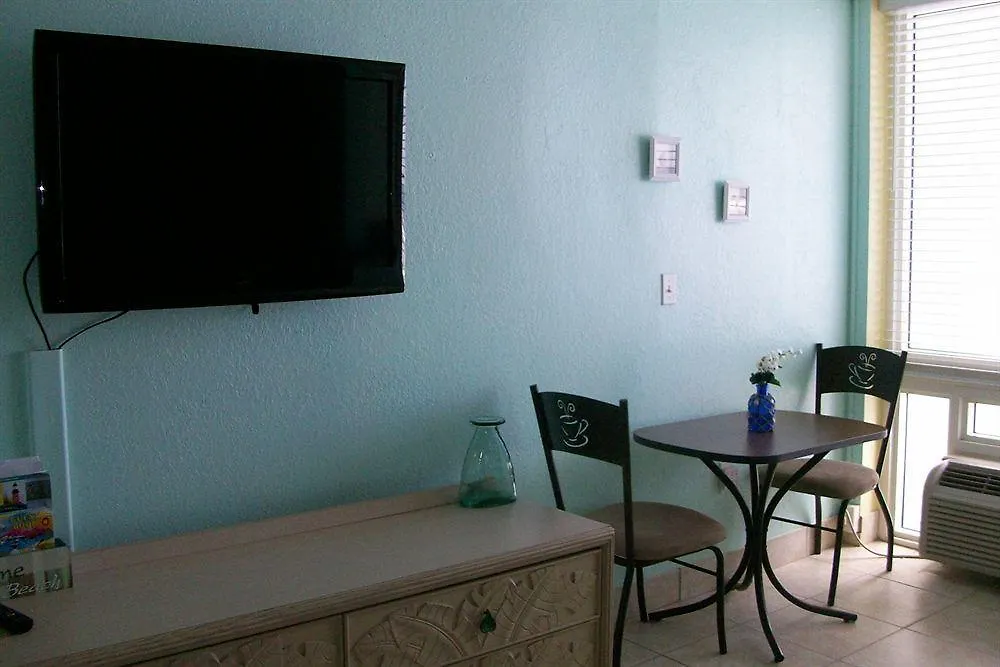 Ocean Jewels Club Aparthotel Daytona Beach 3*,  United States